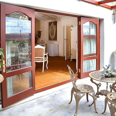 מלון קניסנה Rexford Manor מראה חיצוני תמונה