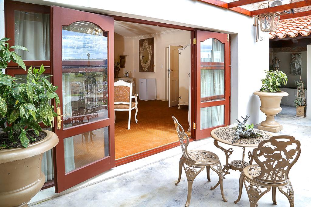 מלון קניסנה Rexford Manor מראה חיצוני תמונה