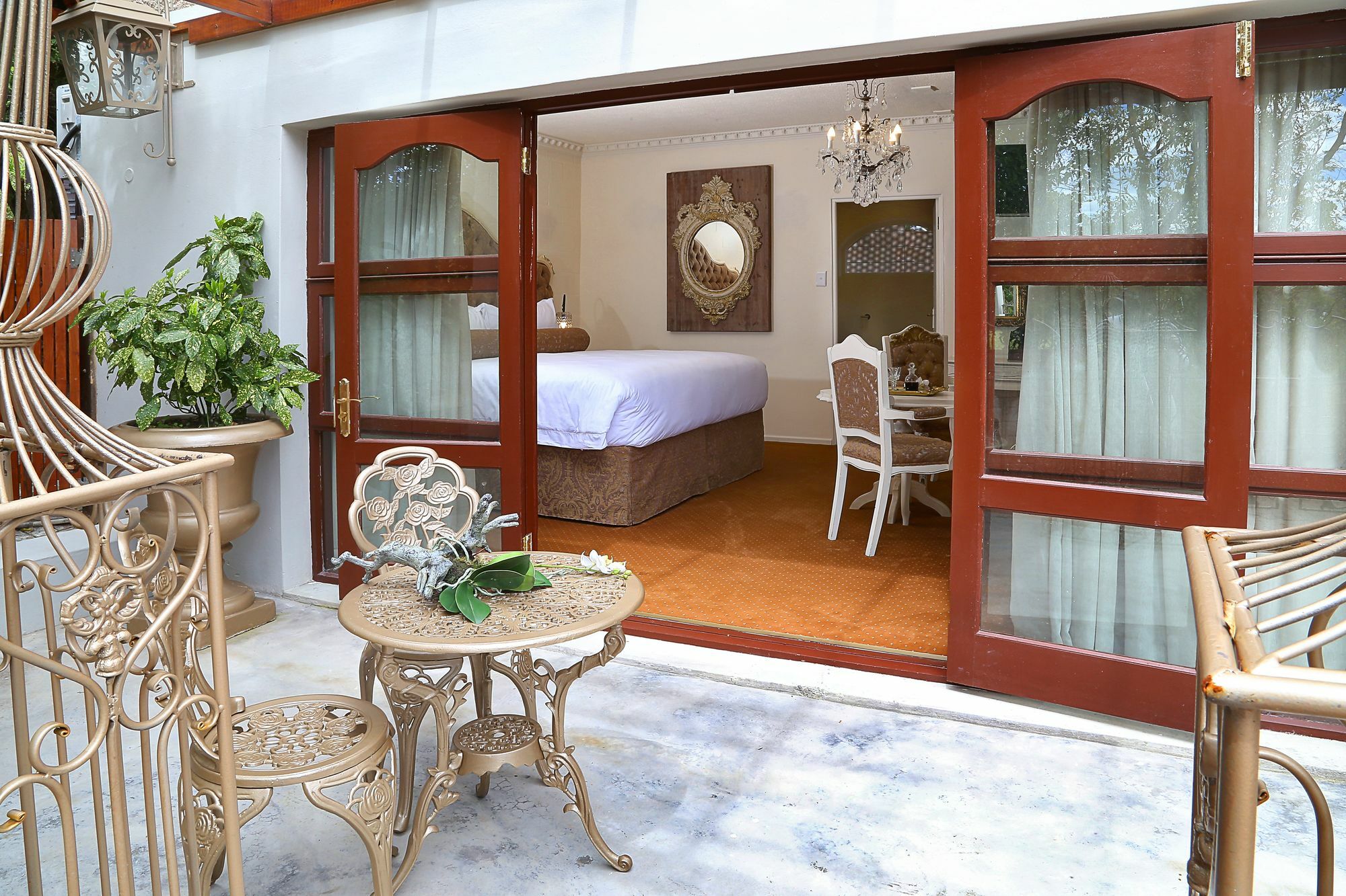 מלון קניסנה Rexford Manor מראה חיצוני תמונה
