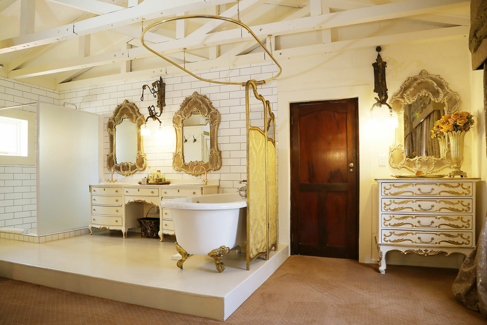 מלון קניסנה Rexford Manor מראה חיצוני תמונה